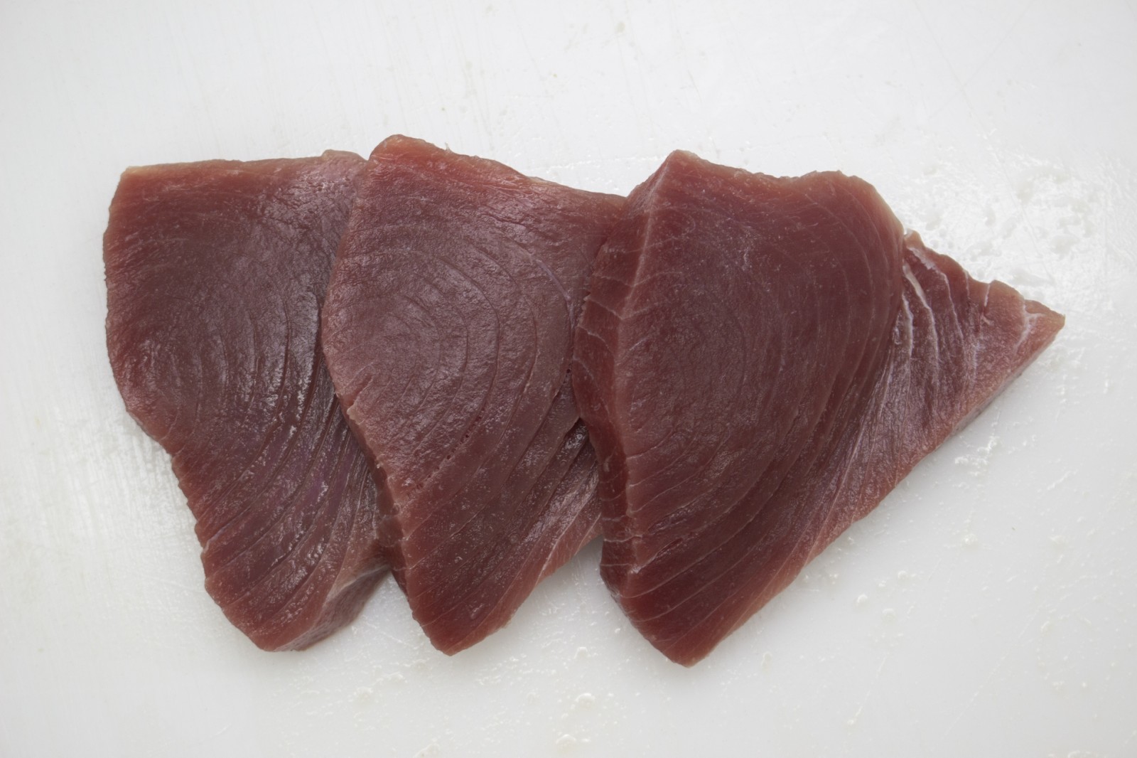 Fresh or Chilled Yellow Fin Tuna Steak (Vacuum Packed) Ocean